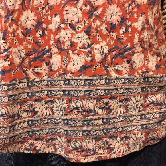 LUCKY BRAND Flutter Sleeve Rust, Navy, Ivory Floral Shirt With Floral Hem Sz SM - Picture 7 of 13